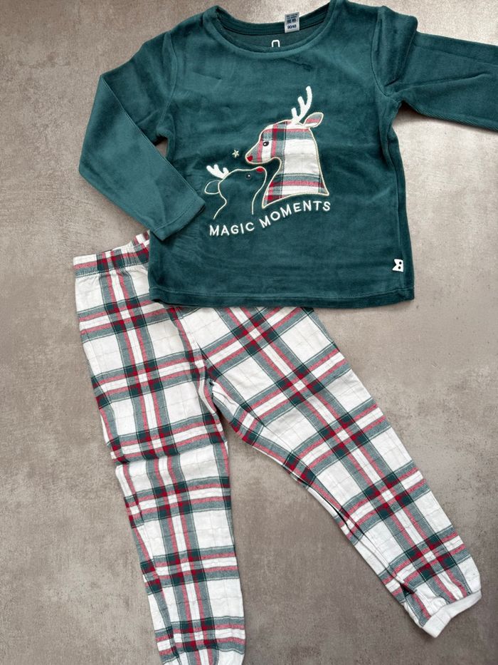 Lot de vêtements Noël - photo numéro 4