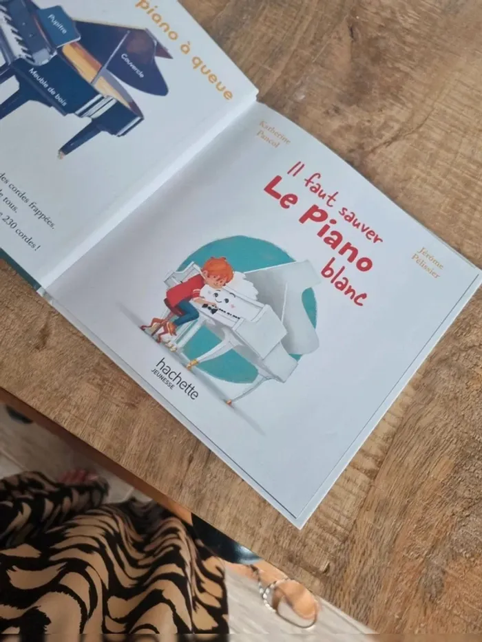 Livre enfant il faut sauver le piano blanc - photo numéro 2
