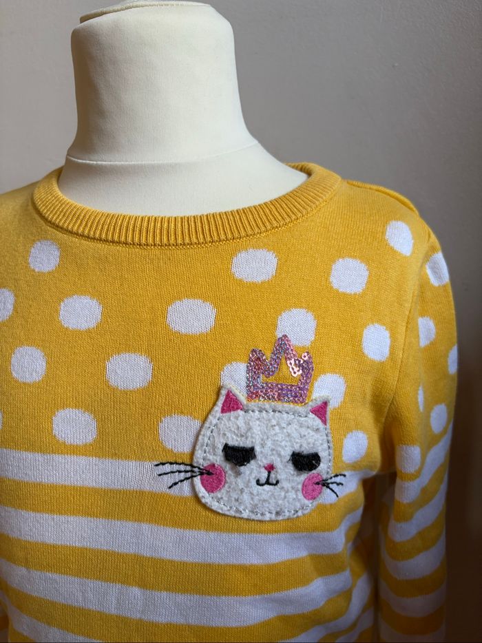 Pull fille taille 110/104 - photo numéro 2