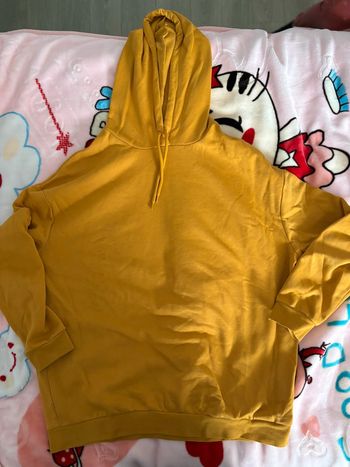 Sweat jaune taille S
