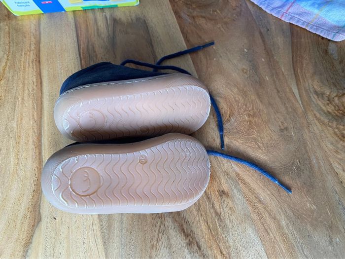 Chaussures taille 20 - photo numéro 5