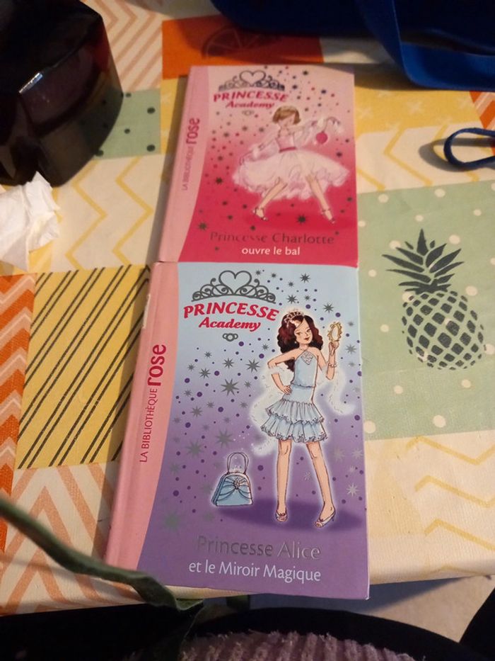 Mot livre princesse académie 1 et 4