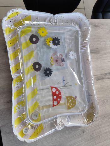 Tapis d'eau sensoriel