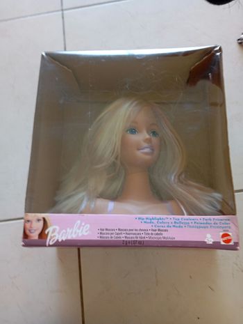Tête à coiffer barbie dans sa boîte d'origine