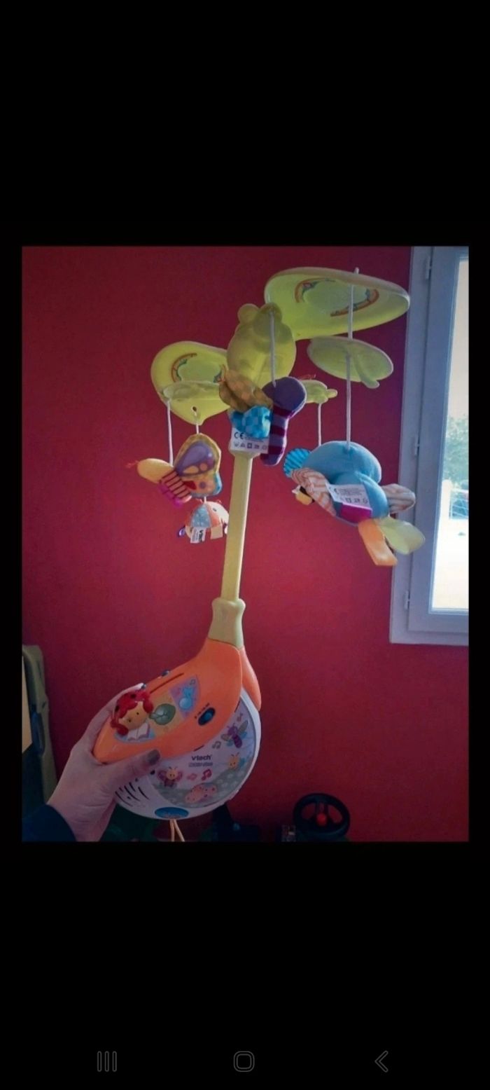 Mobile pour lit bébé