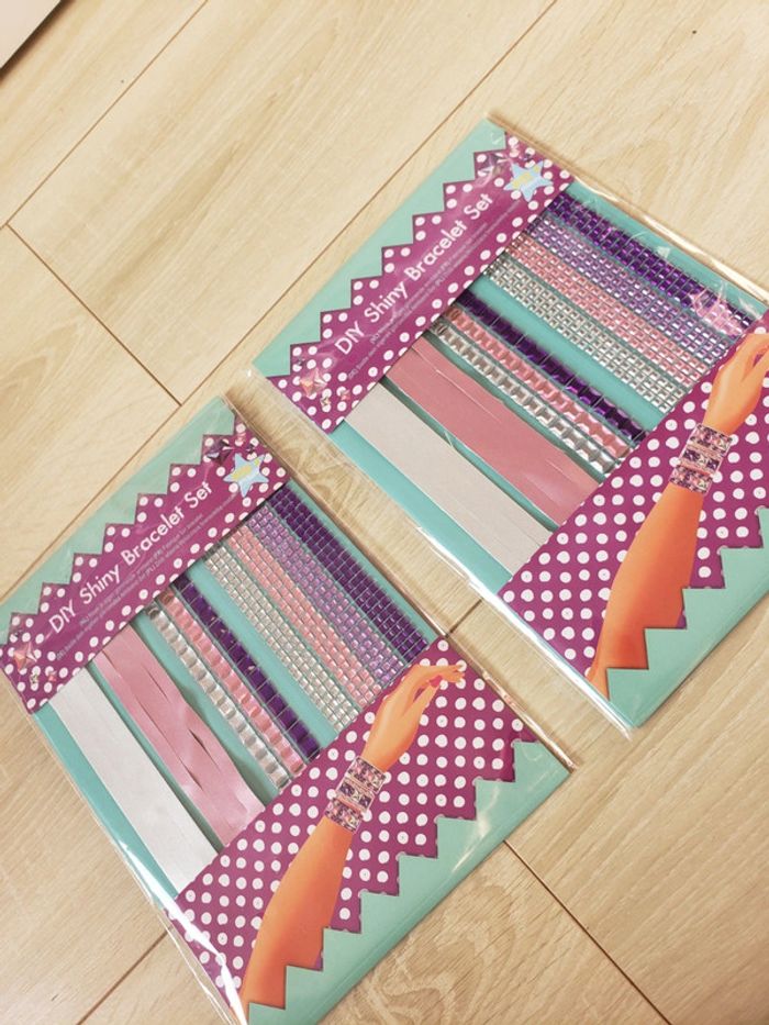 Lot de 2 DIY shiny bracelet set 🎀 neuf avec étiquette 4€ - photo numéro 3