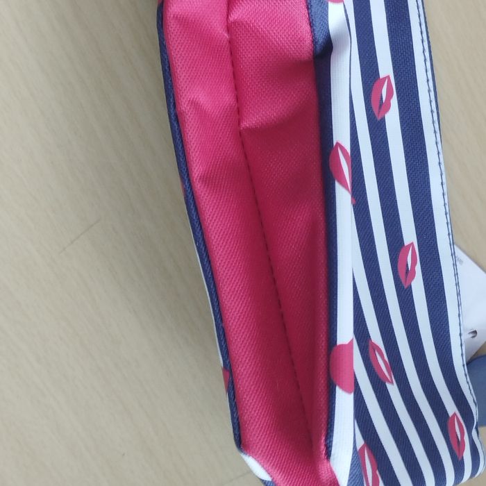 Trousse écolière ou à maquillage 3 compartiments Lollipops Kiss Neuve - photo numéro 7