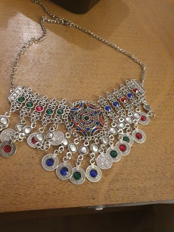 Super collier oriental
