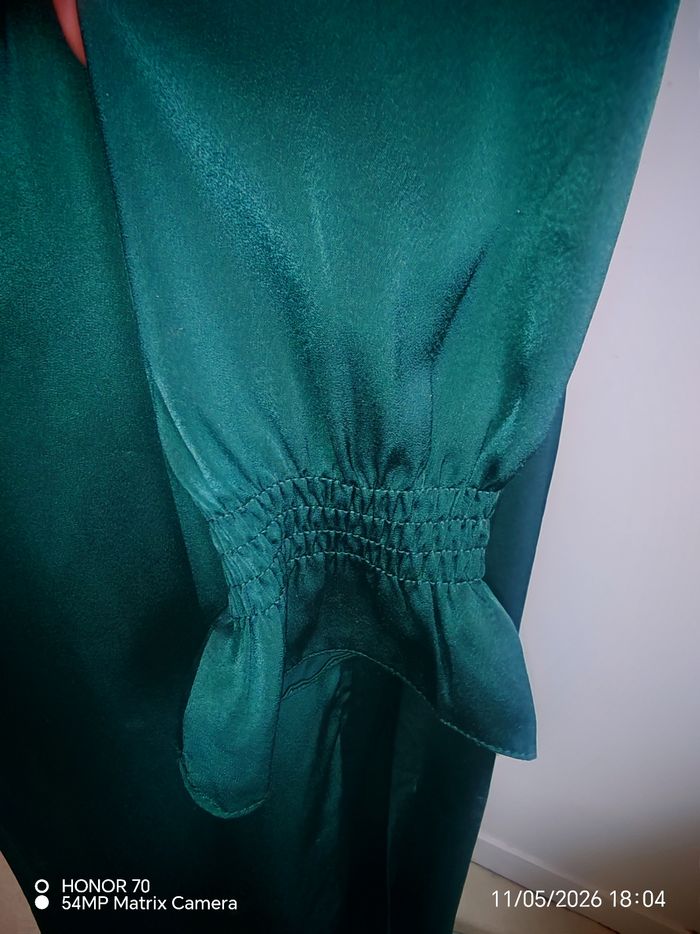 Robe longue satinée - photo numéro 4