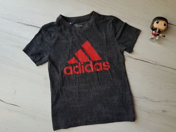 Tee shirt Adidas garçon 8 ans