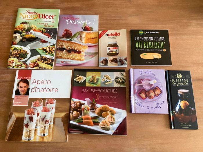 Lot de 8 livres de cuisine