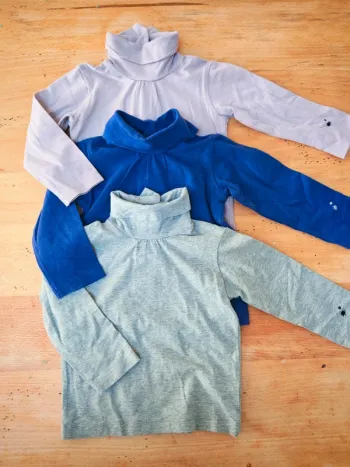 lot tshirts col roulés fille 9 mois