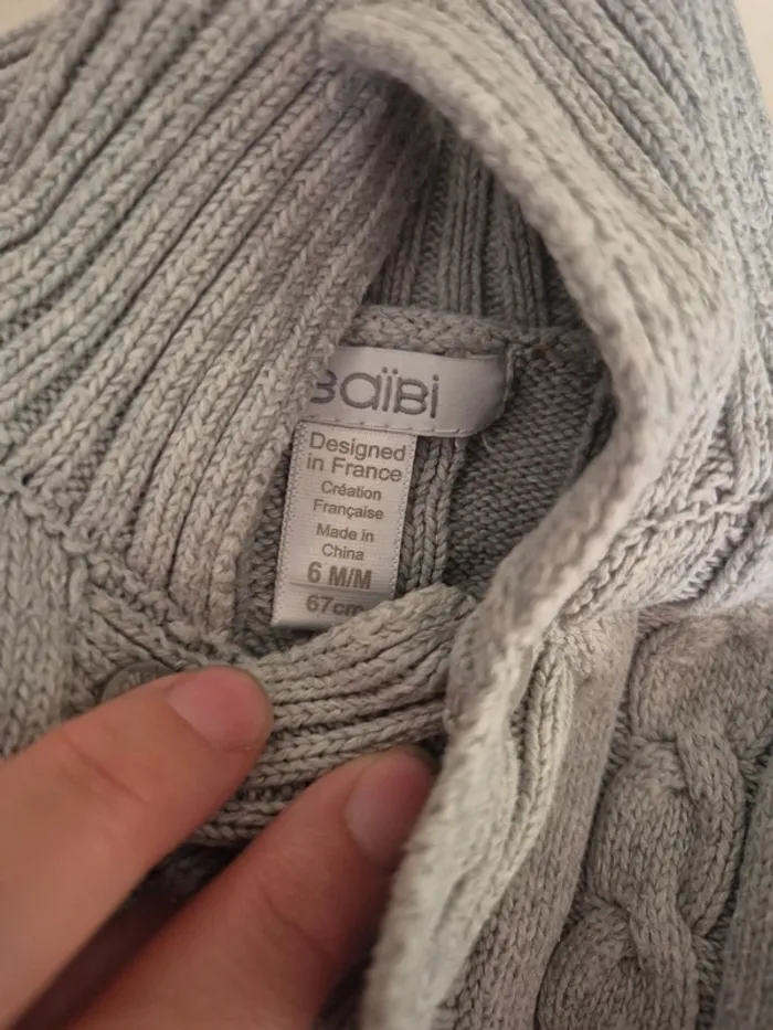 Pull 6 mois - photo numéro 2