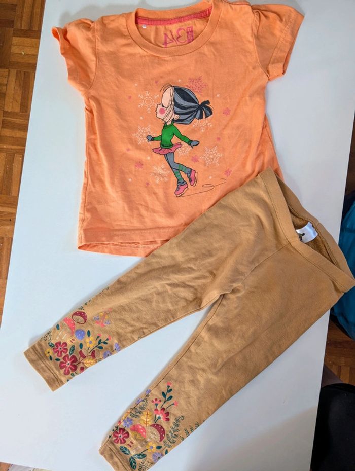 Ensemble 2 vêtements fille C&A 3 ans neuf