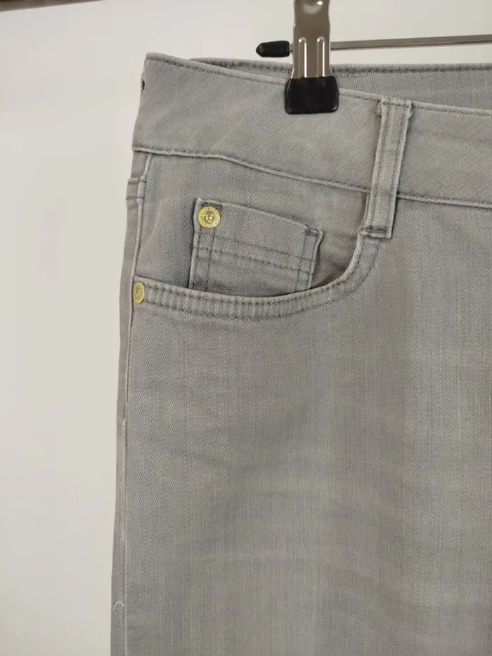 Jean slim gris Comptoir des Cotonniers - Taille 40 - Patch jaune signature A606 - photo numéro 3
