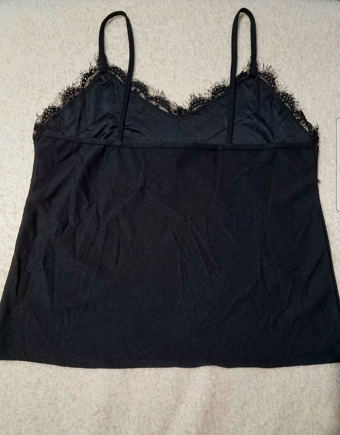 Débardeur  à dentelle noir - photo numéro 2