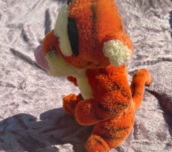 🧡Peluche Tigrou - Très bon état environ 15 cm 🧡 - photo numéro 5