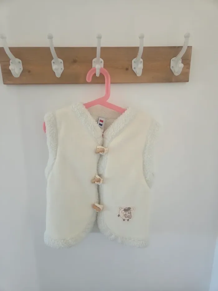 Veste sans manches 4ans - photo numéro 6
