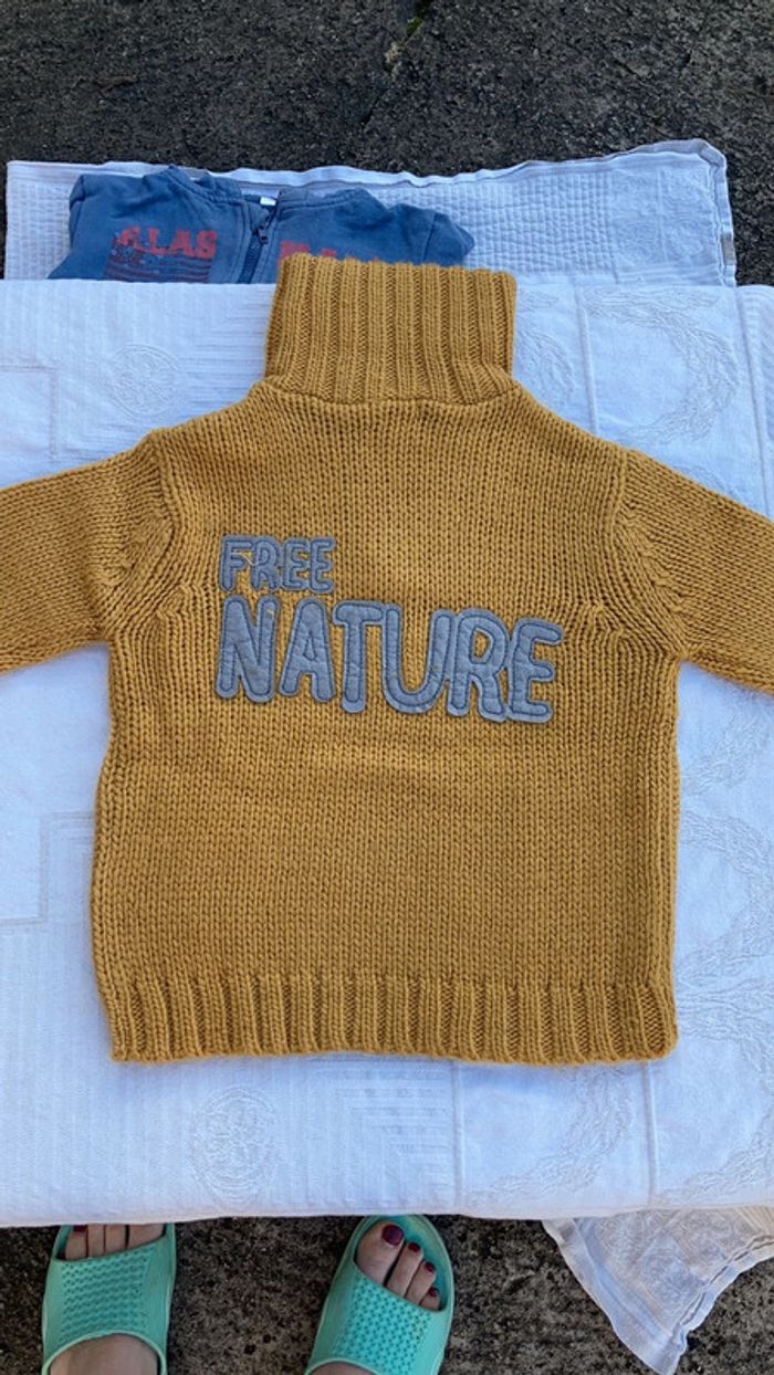 Pull vertbaudet - photo numéro 2