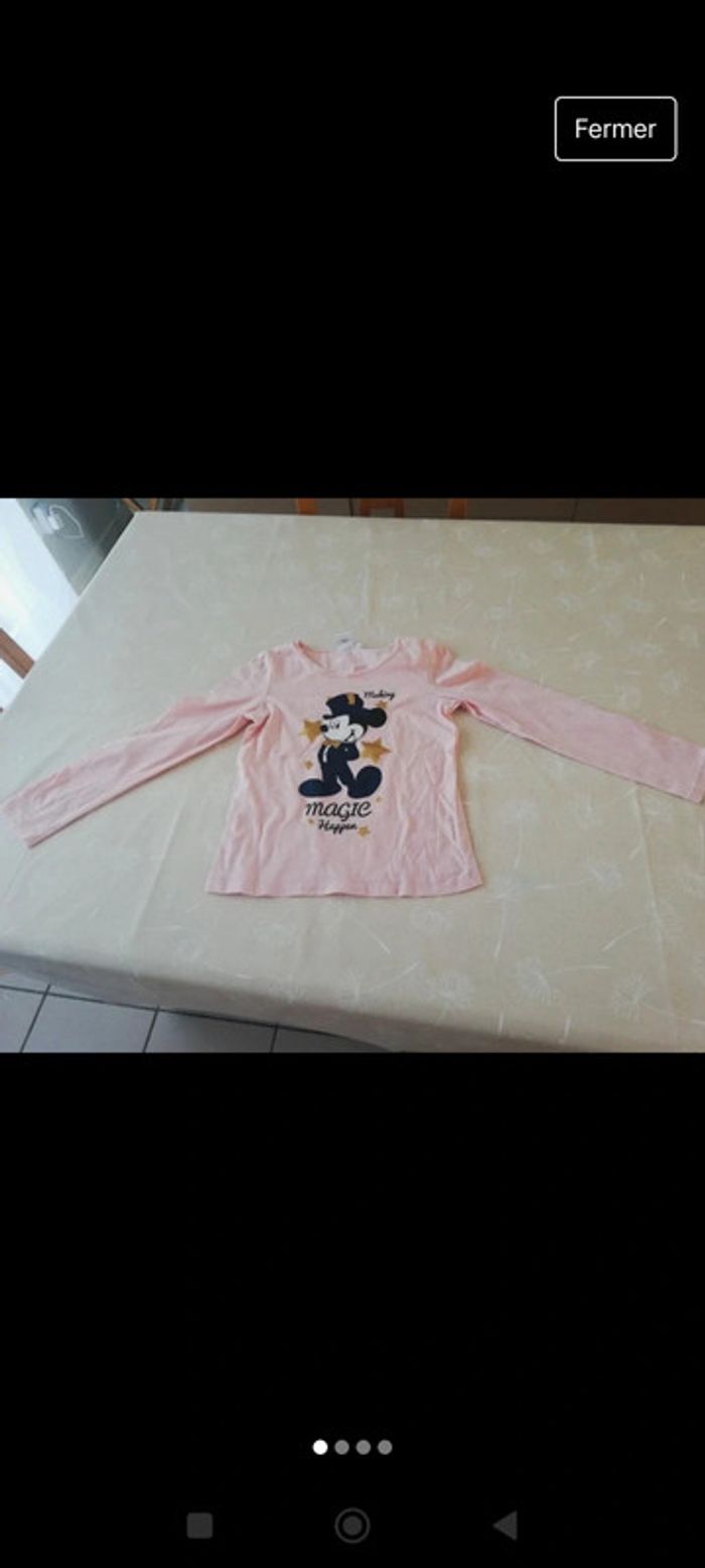Tee shirt rose manches longues Mickey Disney 8 ans neuf 3€
