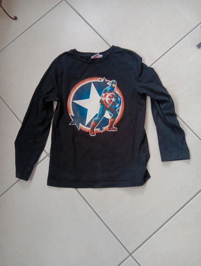 T-shirt manches longues taille 8 ans Marvel