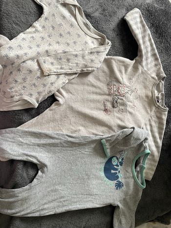 3 Pyjamas