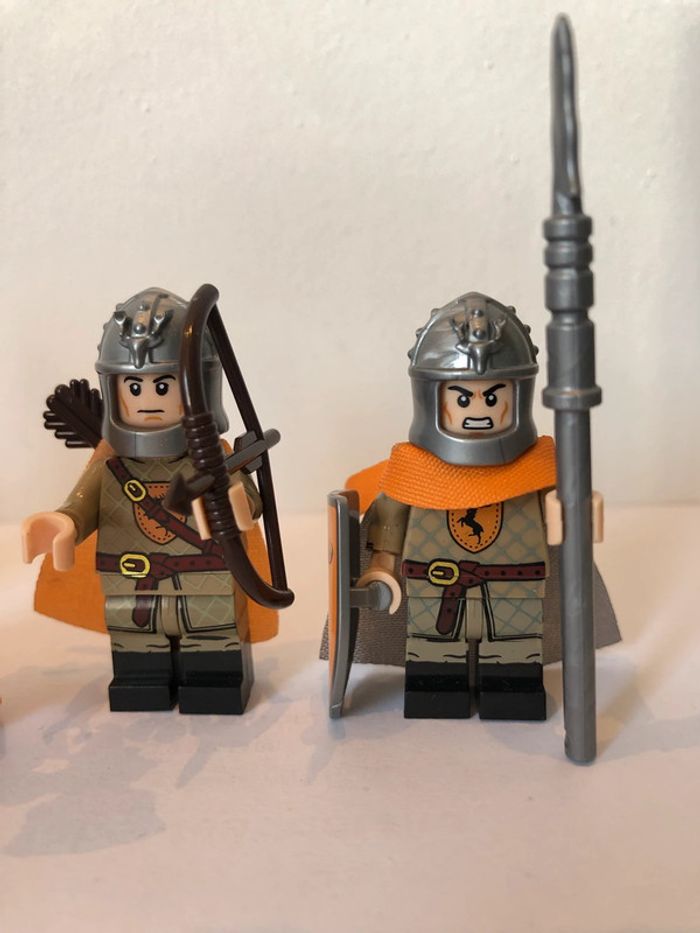 Figurine type lego Roi Stannis Barathéon et 4 soldats game of thrones - photo numéro 3
