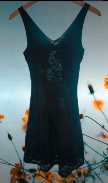 Magnifique robe noir à dentelles sexy et chic taille  s