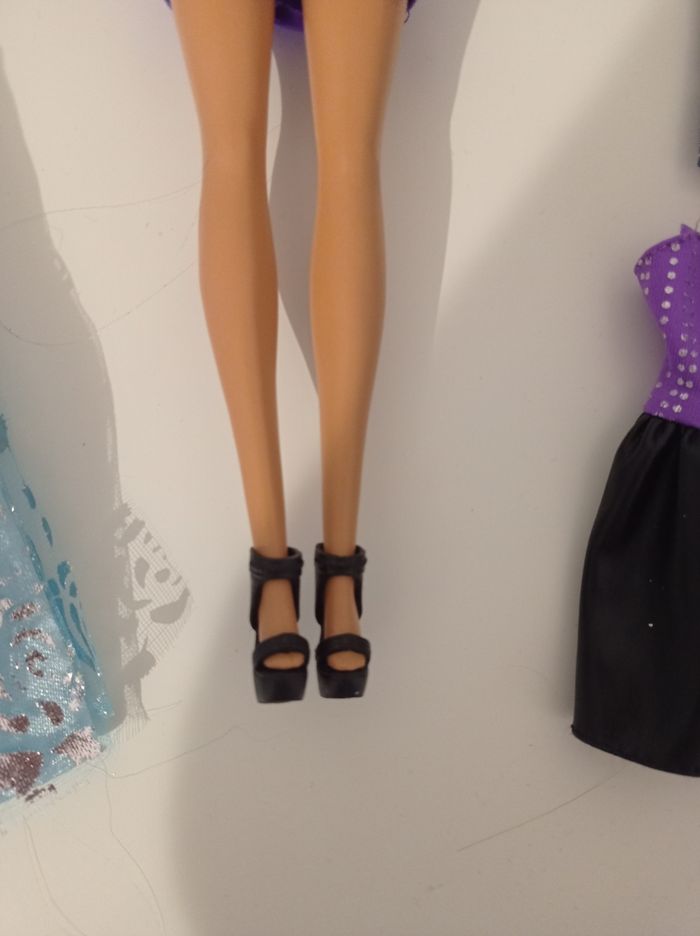 Barbie et accessoires - photo numéro 7