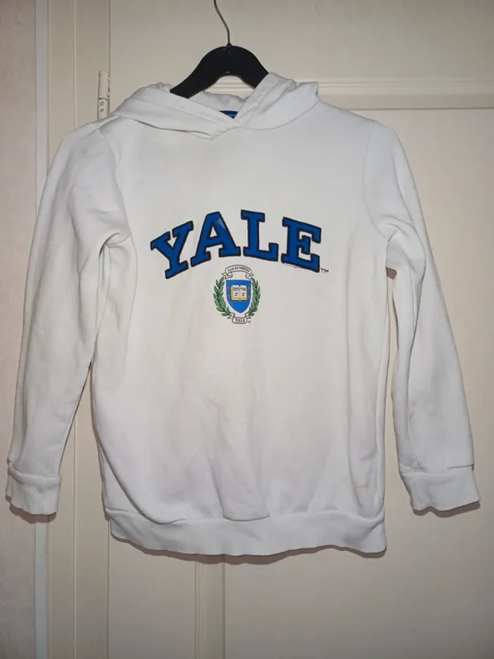 Pulls capuche Yale