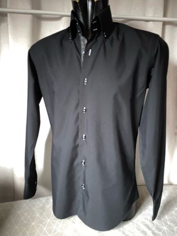 Jolie chemise noire manches longues S Marion Roth