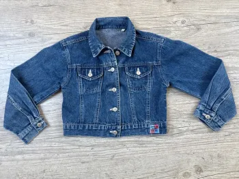Veste courte en jeans 8ans TBE