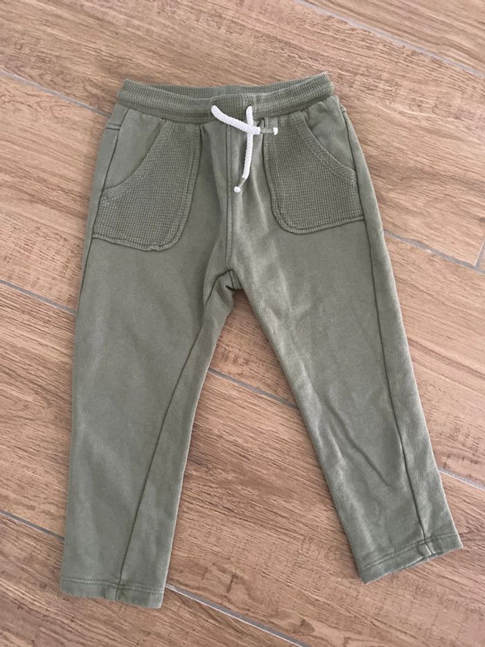 Pantalon garçon coton Fagottino 24-30 mois. Kaki