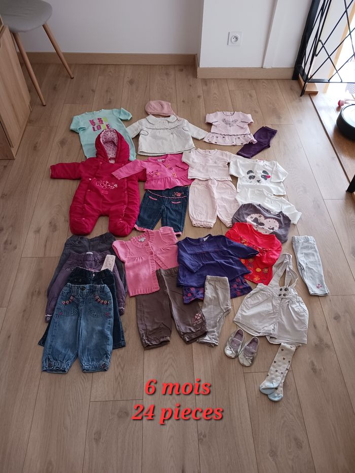 Lot 24 pièces 6 mois