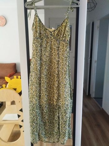Jolie robe longue fleurie tons jaune mousseline H&M taille 34 neuve