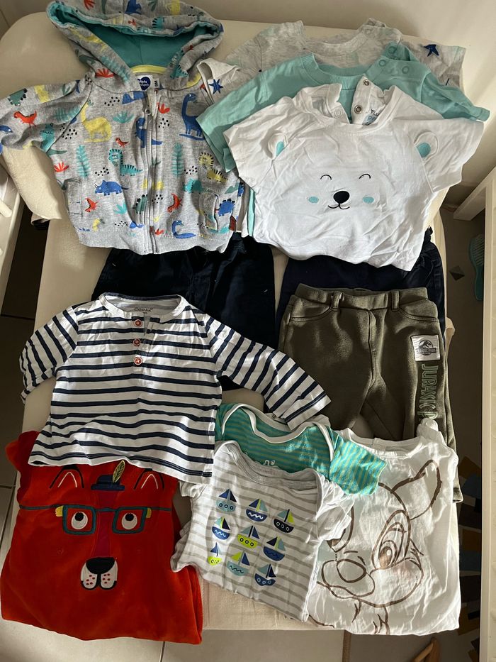 Lot vêtements 9 mois