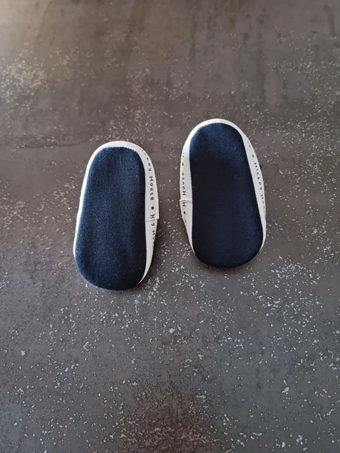 Chaussons 3-6 mois Disney Mickey - photo numéro 2