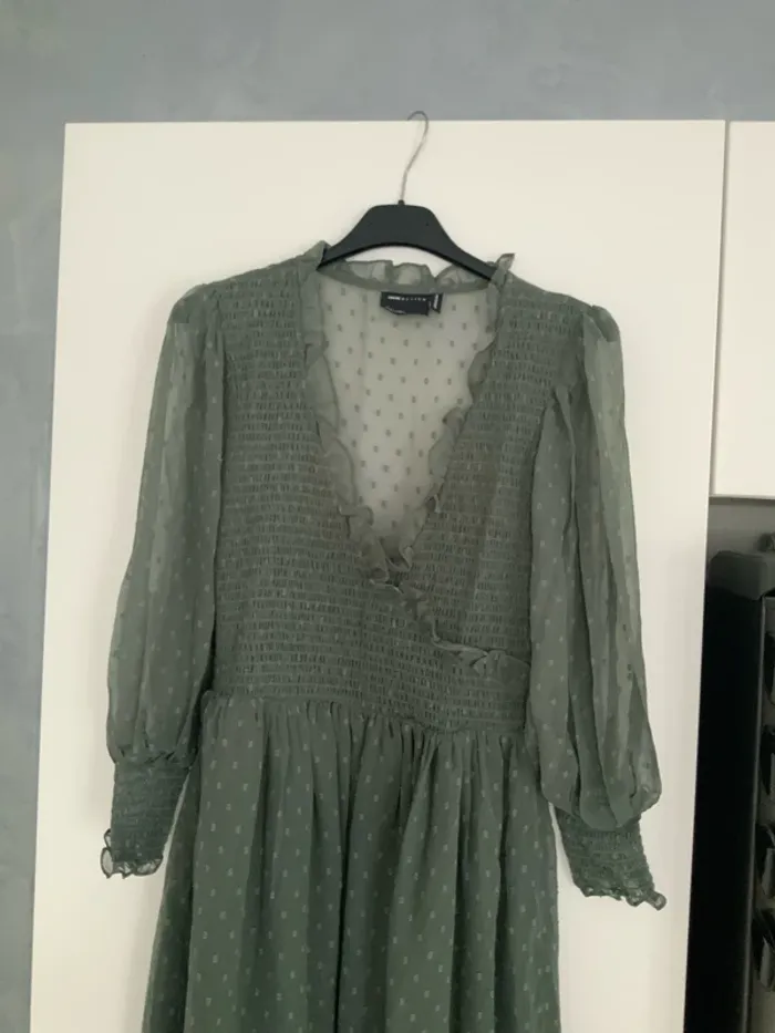 Robe asos kaki neuve taille 36 mi longue - photo numéro 2