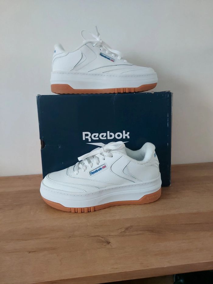 Basket Reebok extra club