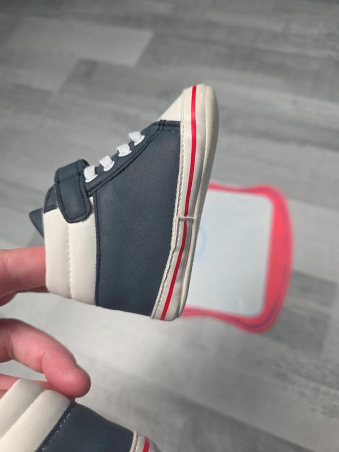 Chaussure bébé taille 20 - photo numéro 7