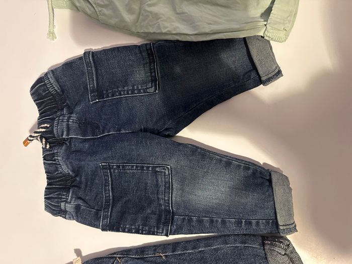 3 pantalons - photo numéro 3