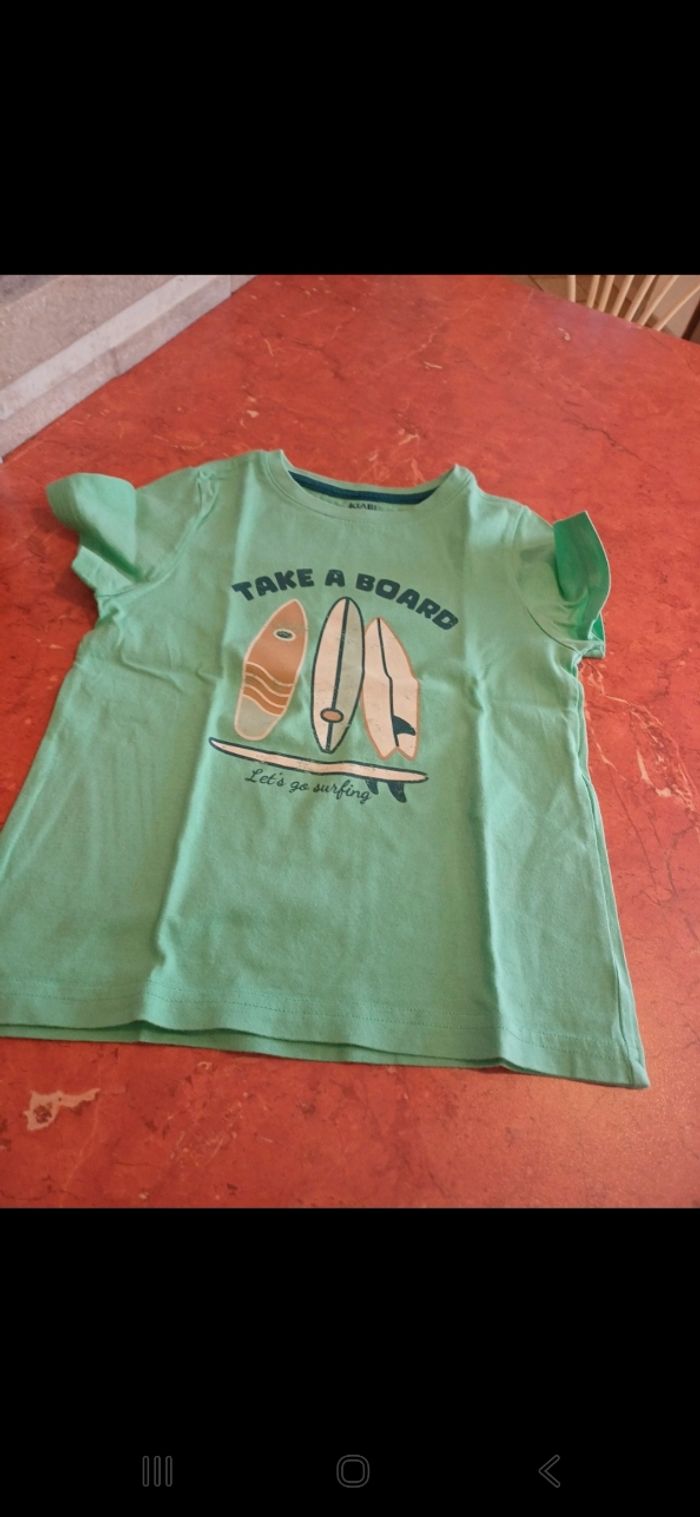 T.shirt garçon taille 4 ans
