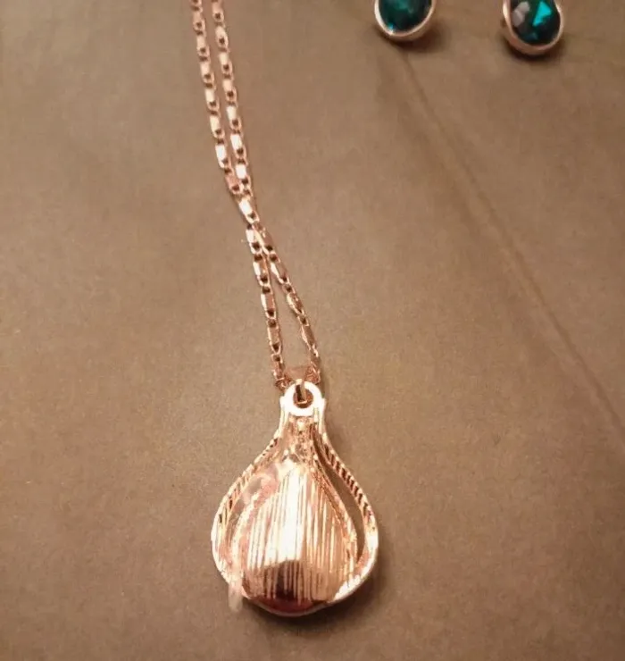 Ensemble collier boucles d'oreilles - photo numéro 5