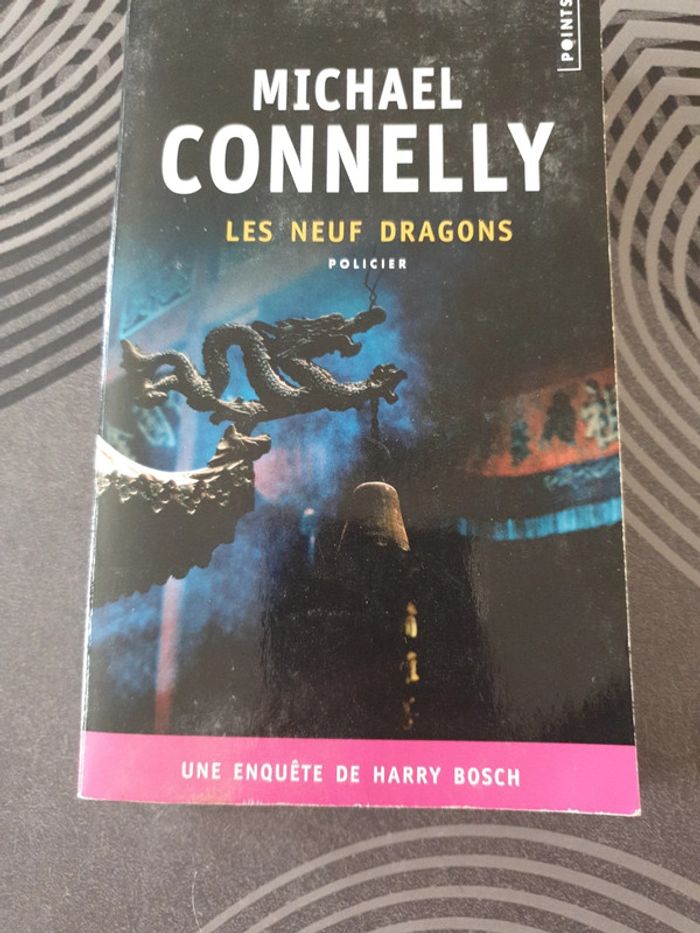 Les neuf dragons