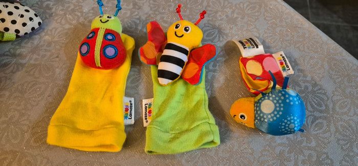 Hochets pour poignets et pieds - tomy lamaze