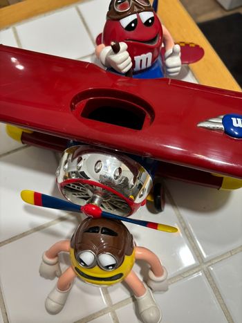 Distributeur M&M’S avion biplan vintage collector