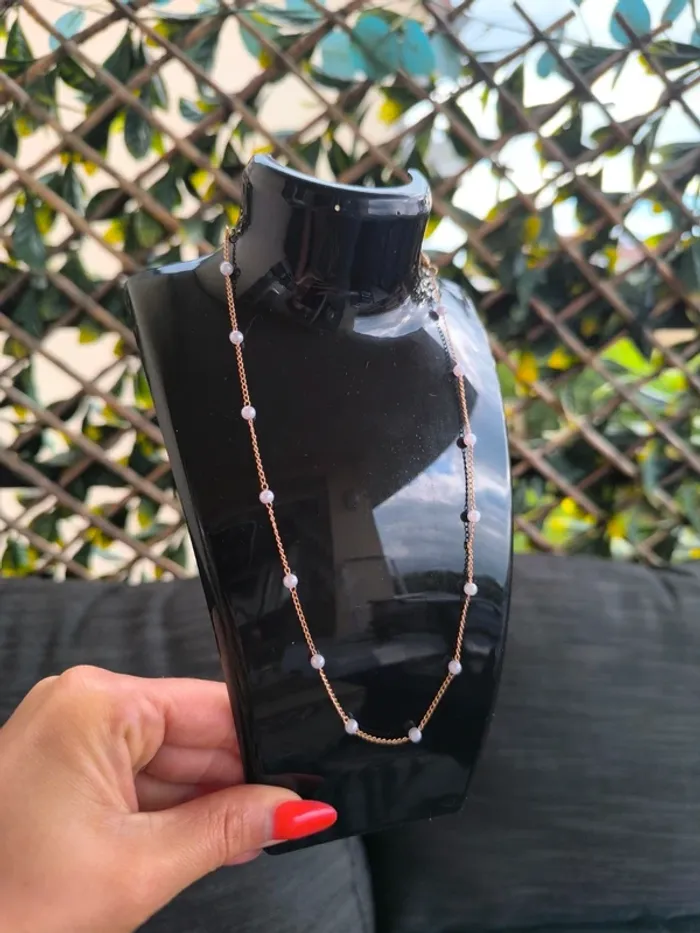 Collier doré , acier inoxydable neuf, idée cadeau