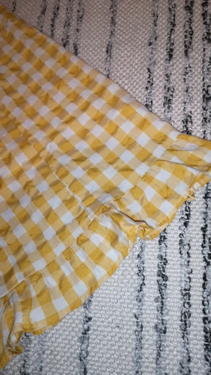 Magnifique robe jaune - photo numéro 3