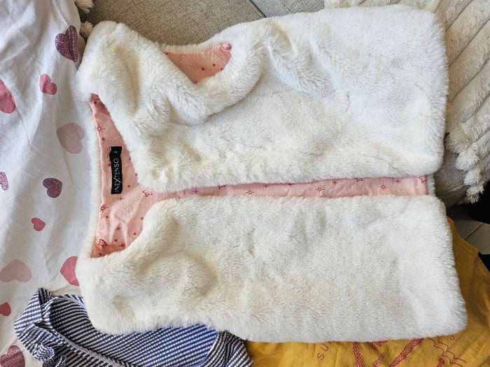 Lot 8 vêtements fille 6/7 ans - photo numéro 3