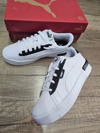 Magnifiques baskets fille Puma,  blanc et noir,  pointure 36, neuves dans leurs boîte d'origine